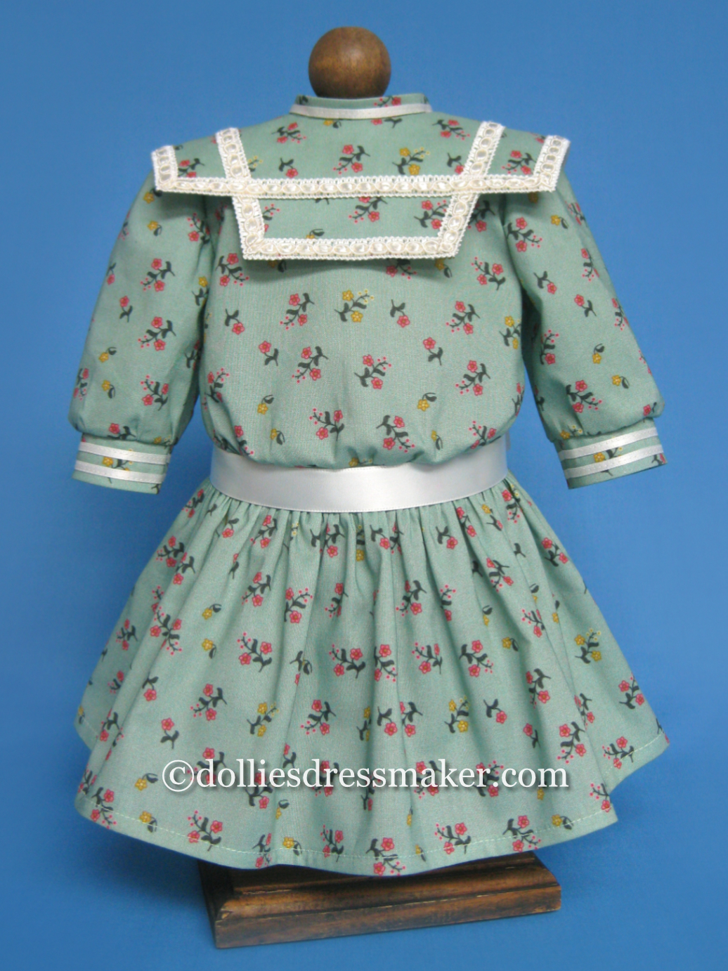 Green Print Dress from Custom Fabric | American Girl Doll Samantha | Inspired by book illustration from “Samantha Learns a Lesson: A School Story” | Custom fabric by The Dollies' Dressmaker