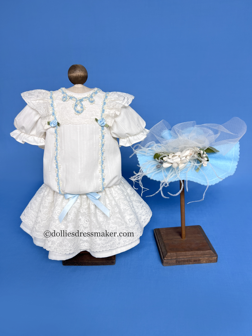Short Sleeve Frock and Felt Bonnet | American Girl Doll Samantha • Nellie